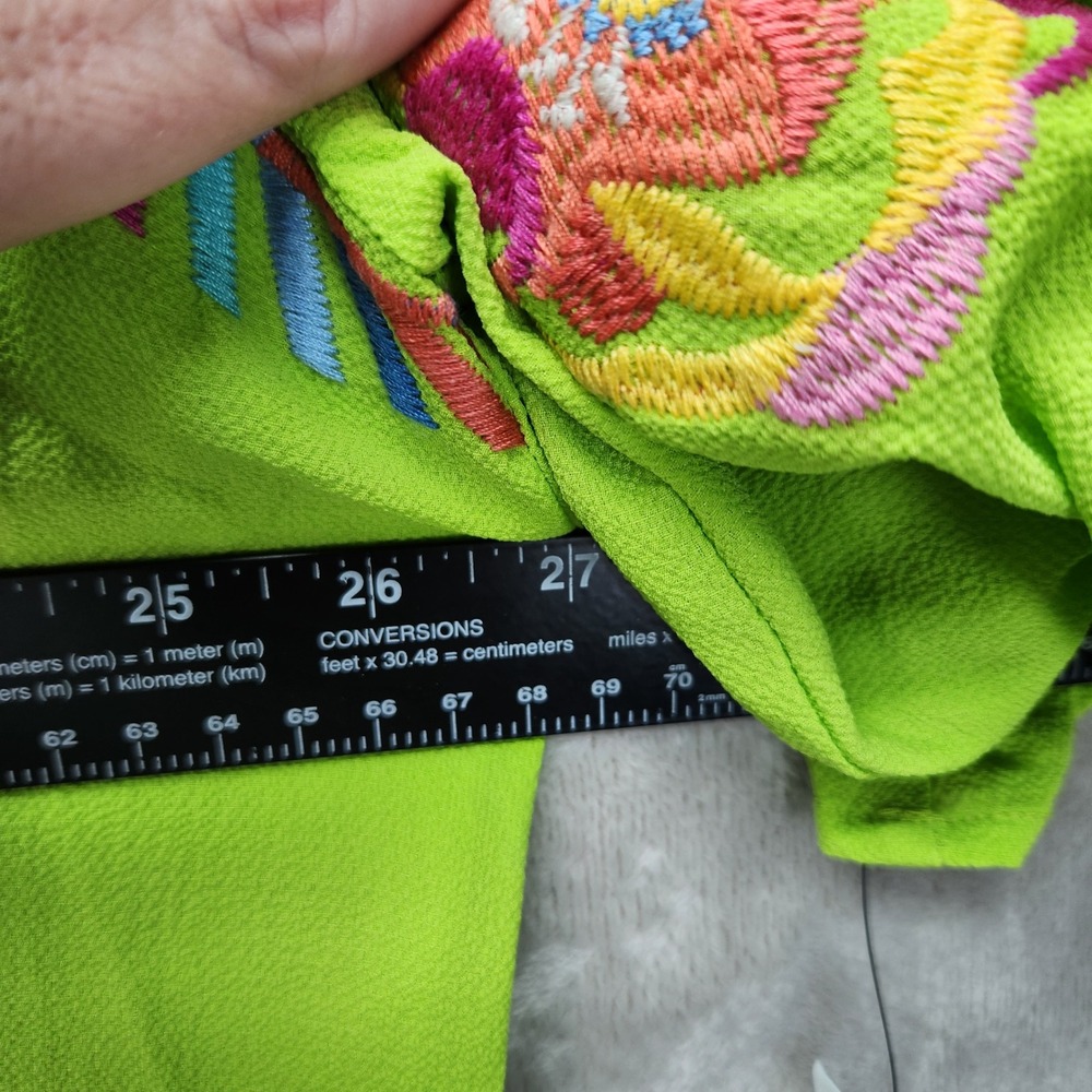 Calessa Tunic Womens 2X Lime Embroidered Ruffled Sleeve Top Boho Blouse Work New - Picture 9 of 10